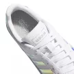 ADIDAS EE9689 100 divatos női sportcipő