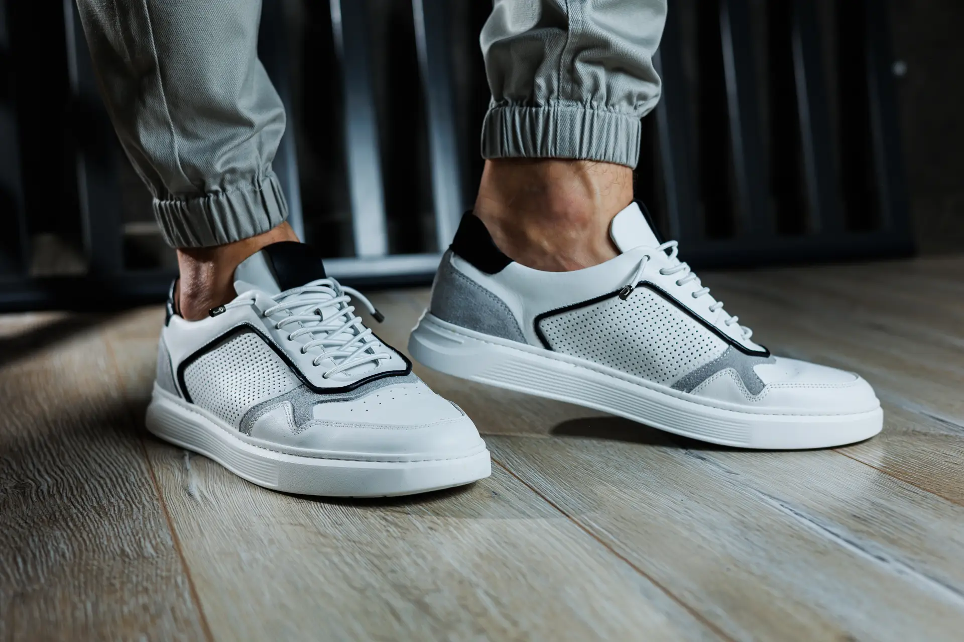 Sneakerek vagy Skechers cipők? Melyik a kényelmesebb? 