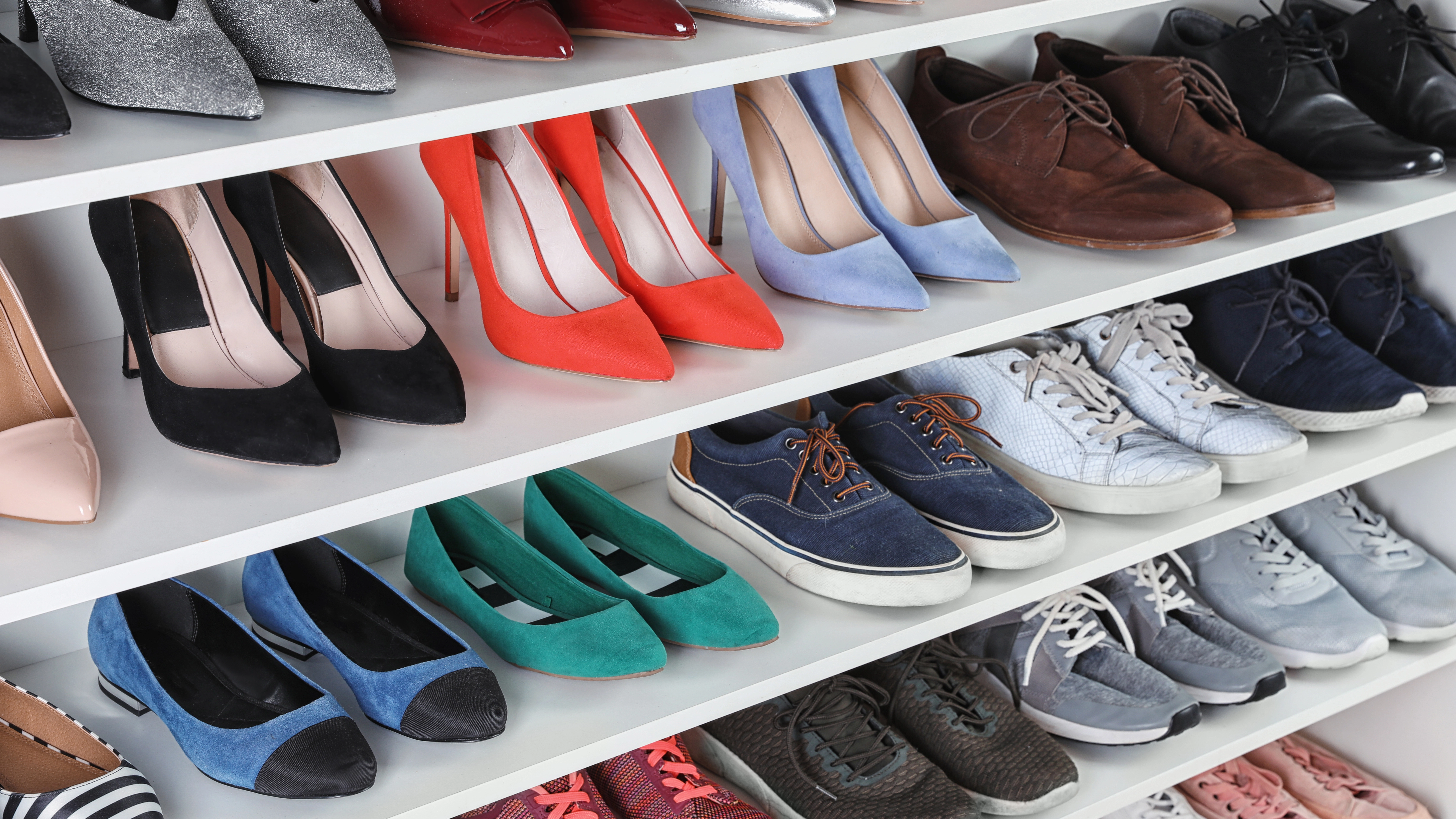 Hogyan mondjunk búcsút a régi cipőknek?