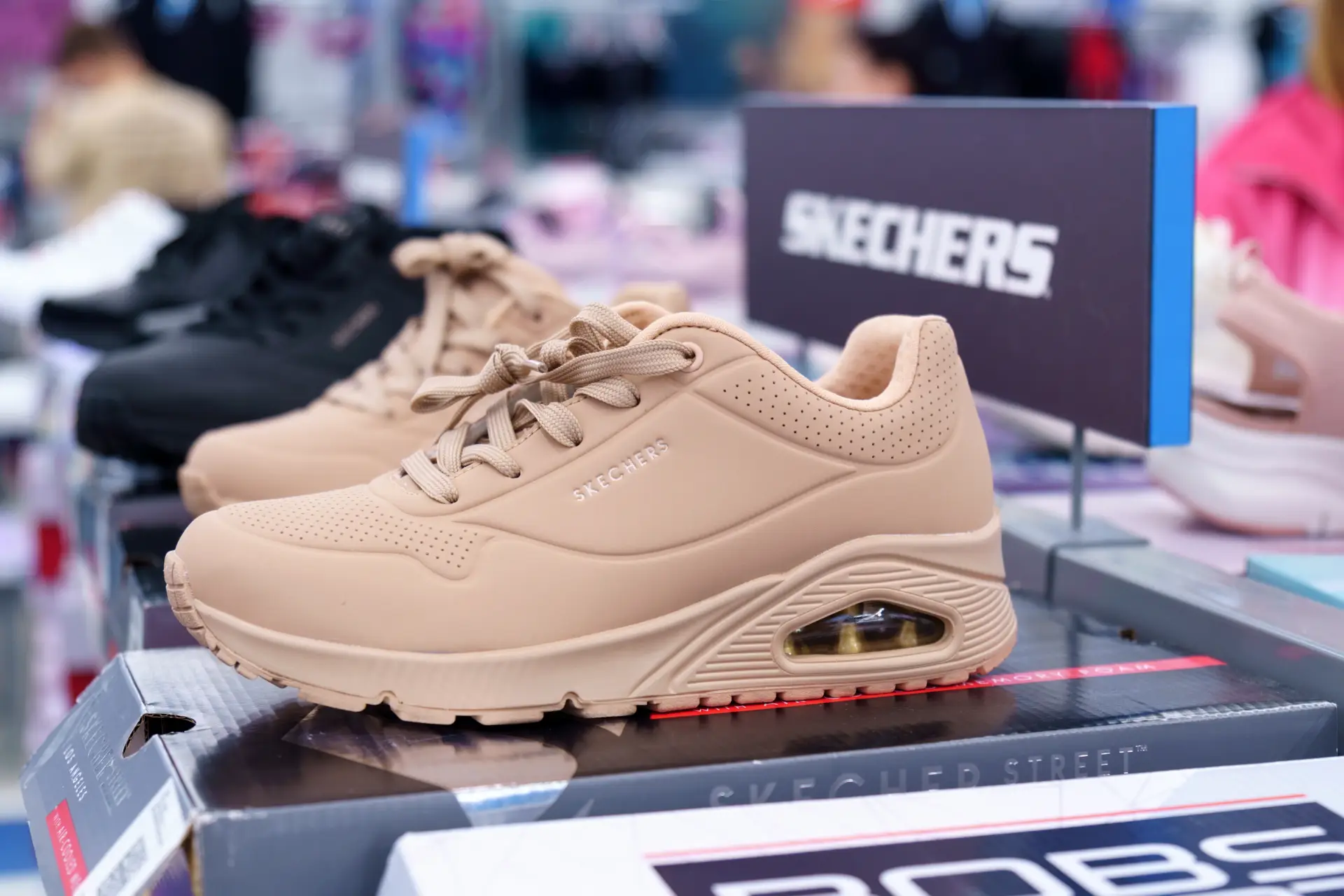 Mitől kényelmesek a Skechers cipők?