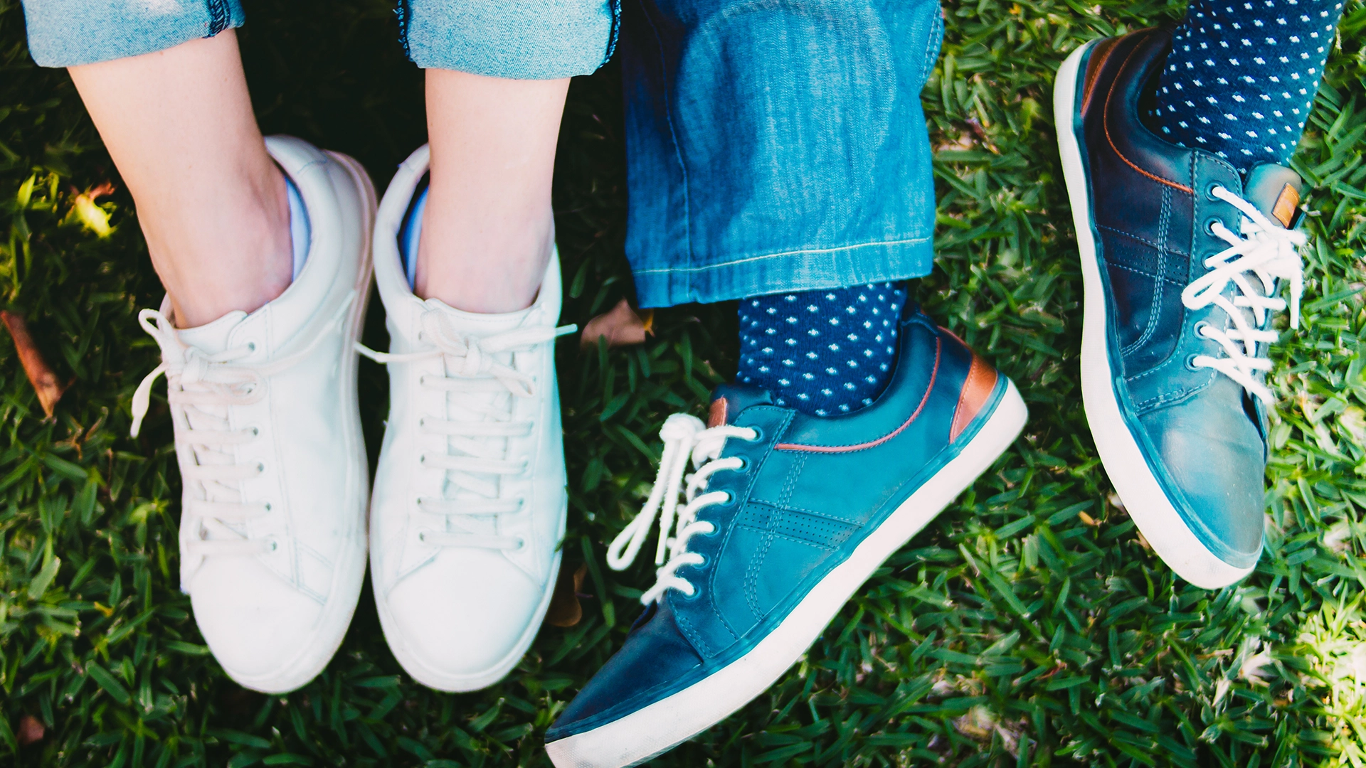 Tavaszi cipőtrendek 2026: Mi hódít idén az utcákon?