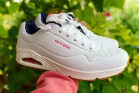 Itt a kirándulások ideje! A Skechers kényelmes társad lesz!